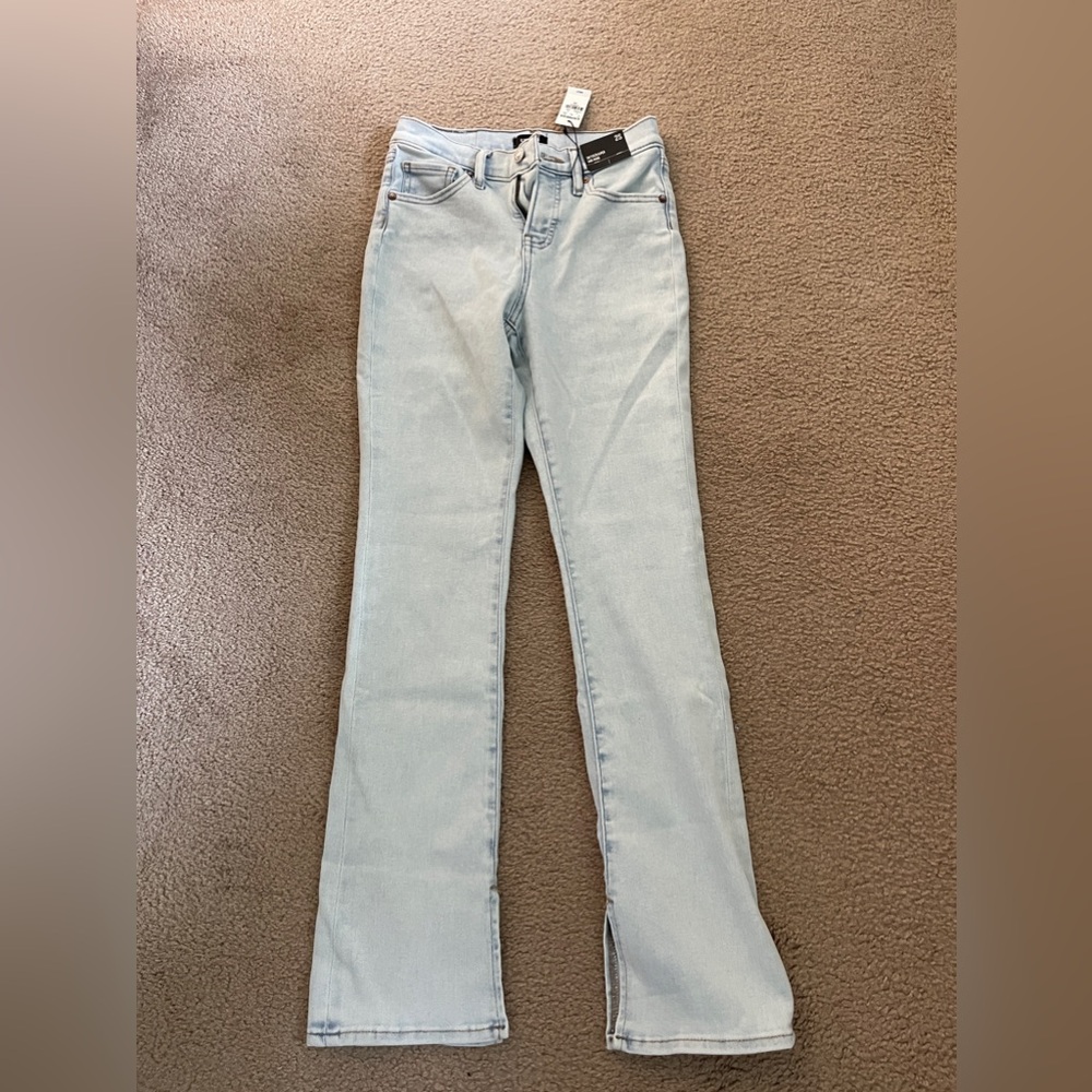 Express mid rise skyscraper jeans 2S NWT light wash